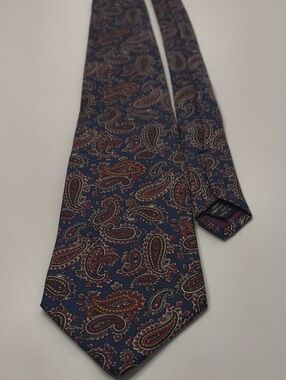 Silk Paisley Men's Tie - Navy and Burgundy